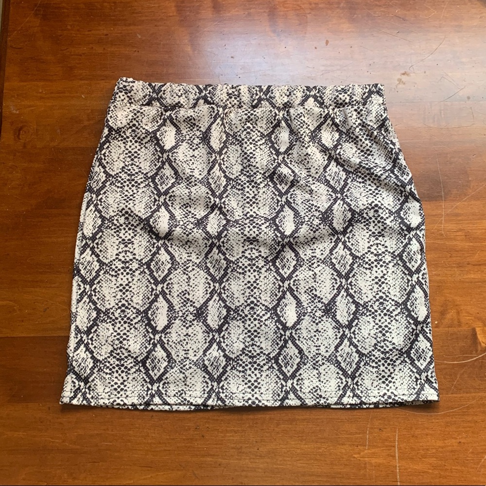 Snakeskin Printed Skirt